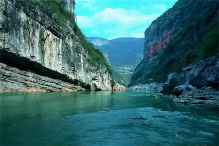 湖南火天人家酒业有限公司,湖南酒业,白酒连锁经营,五粮浓香型